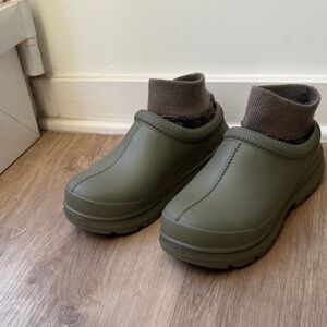 UGG Woman’s Tasman X